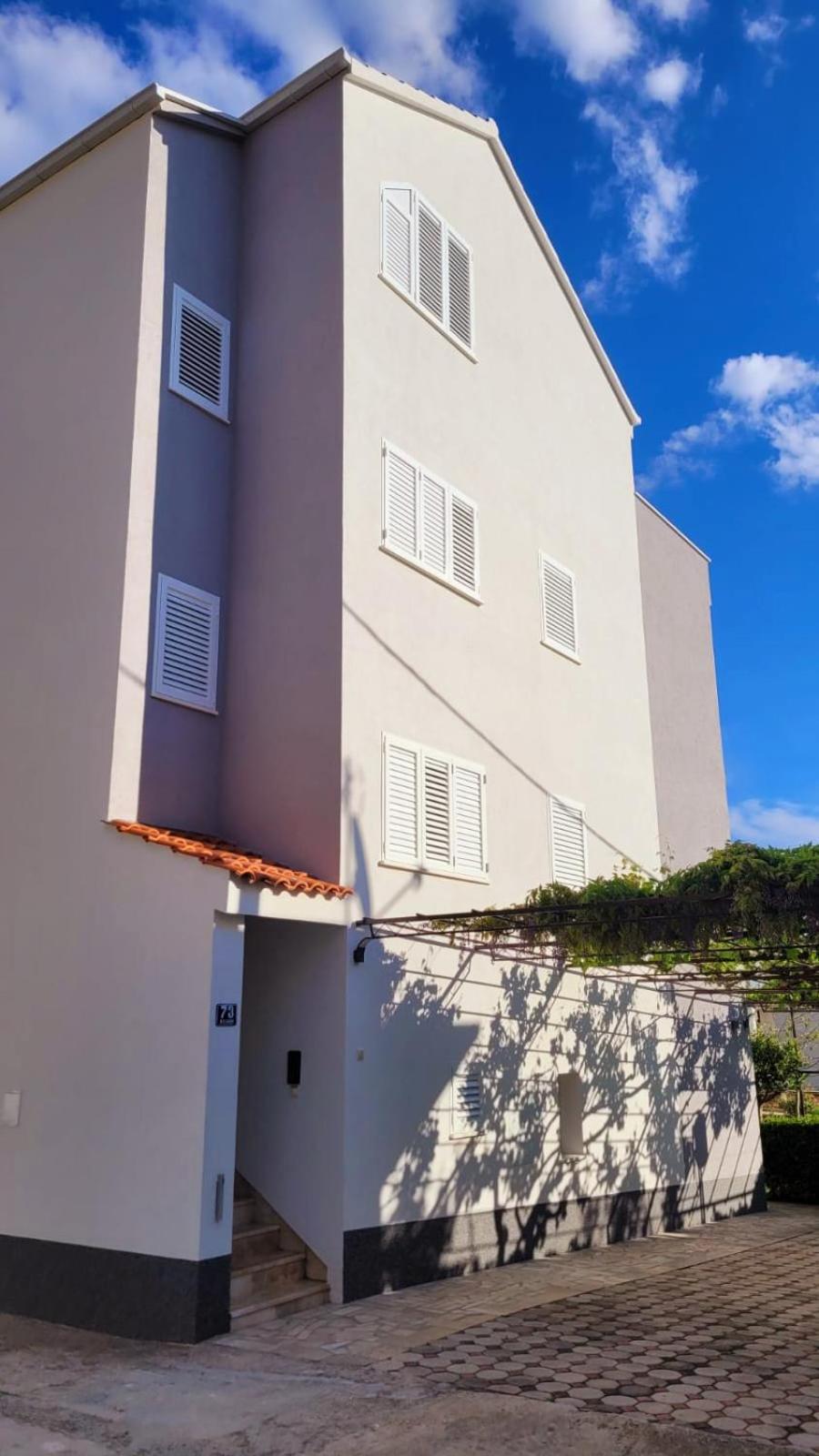 Sunshine Apartments פודסטראנה מראה חיצוני תמונה