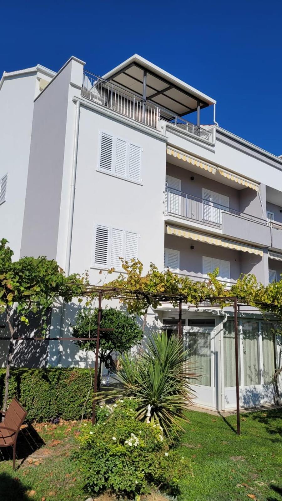 Sunshine Apartments פודסטראנה מראה חיצוני תמונה