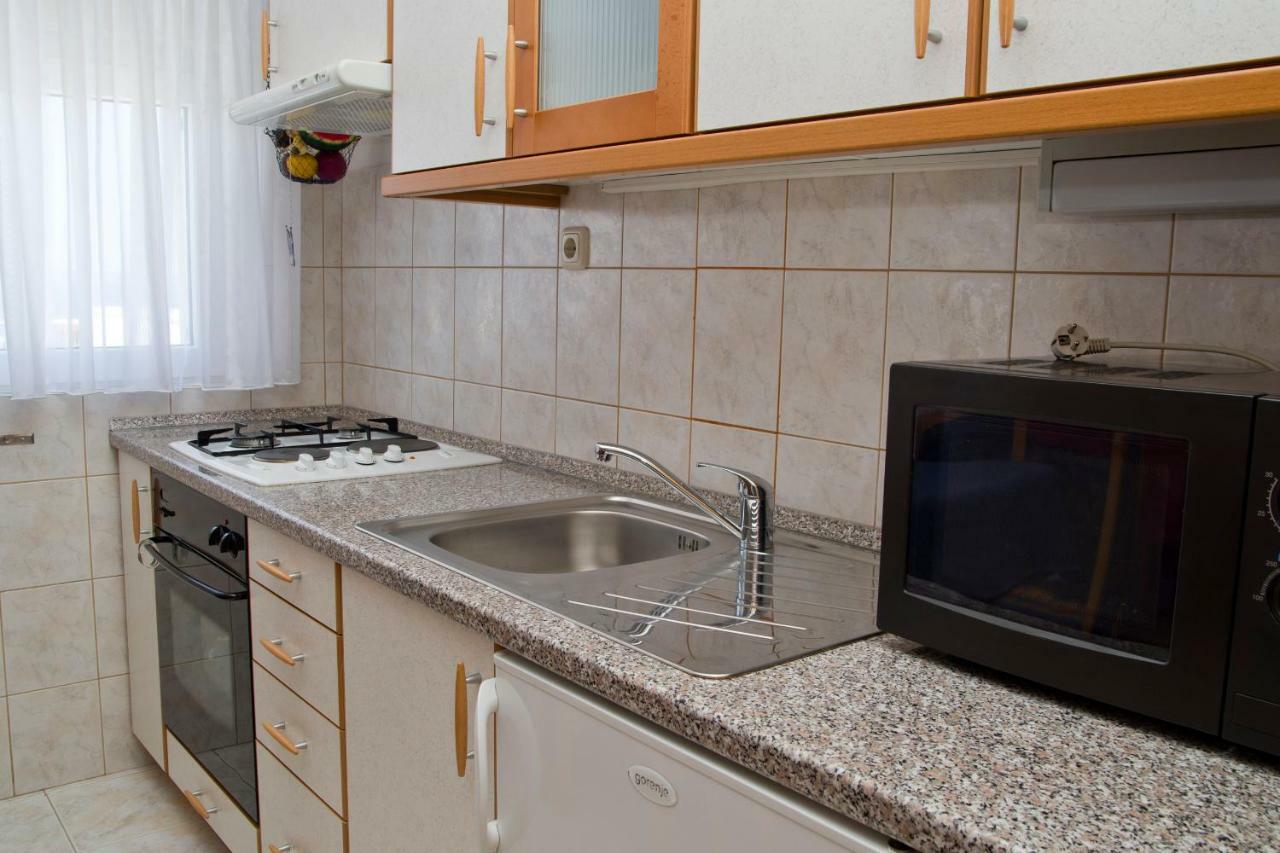 Sunshine Apartments פודסטראנה מראה חיצוני תמונה